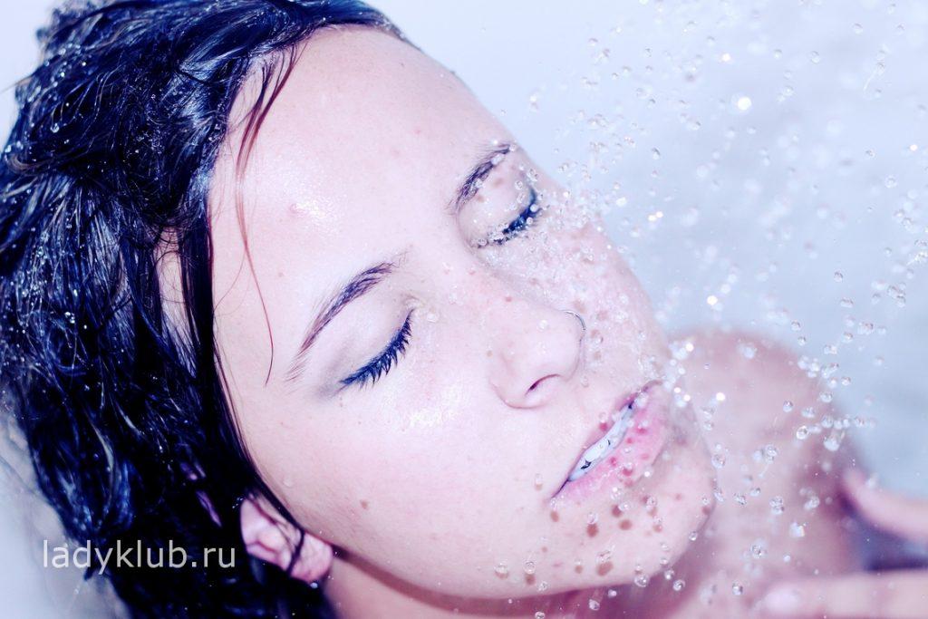 Принимать душ лучше без мыла
