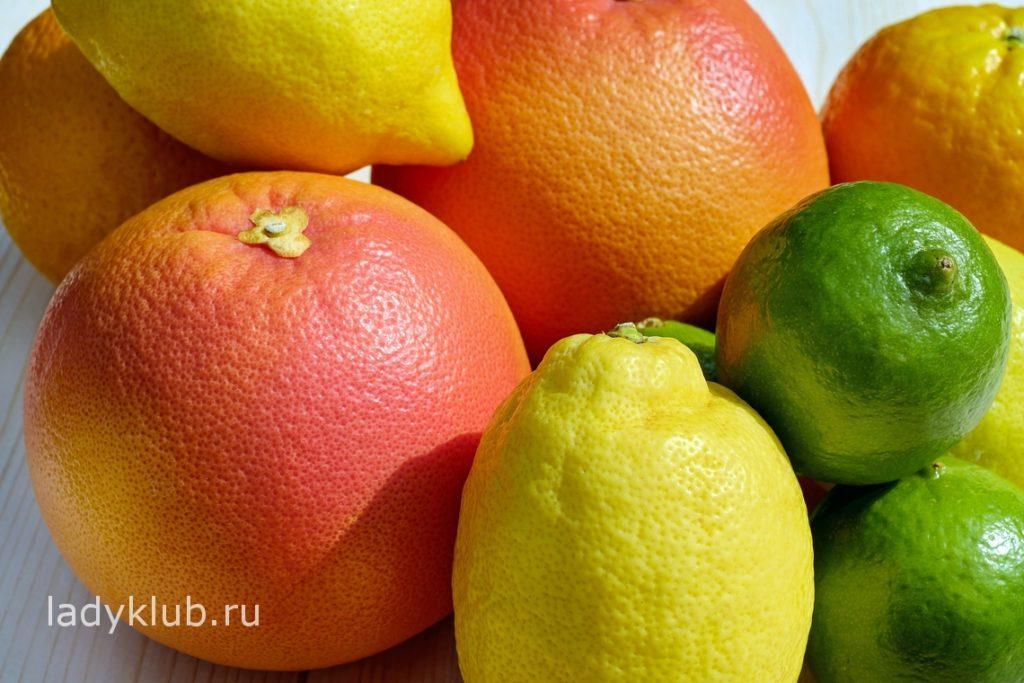 Грейпфруты и лимоны