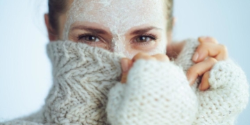 Как выбрать крем для лица на зимнее время